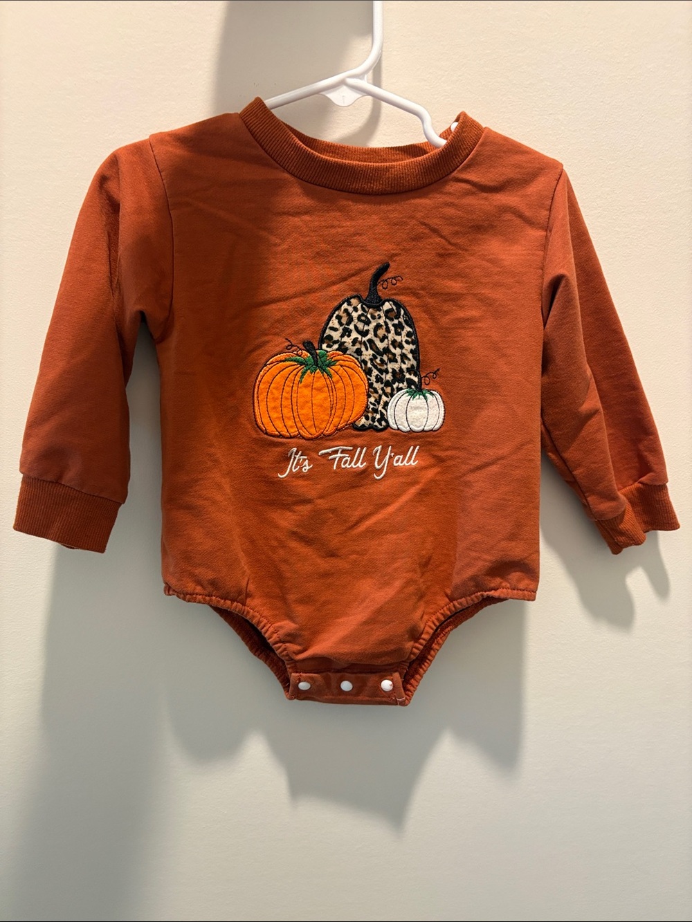 Orange Long-Sleeve Pumpkin Graphic Baby Bodysuit Size 12-18 months